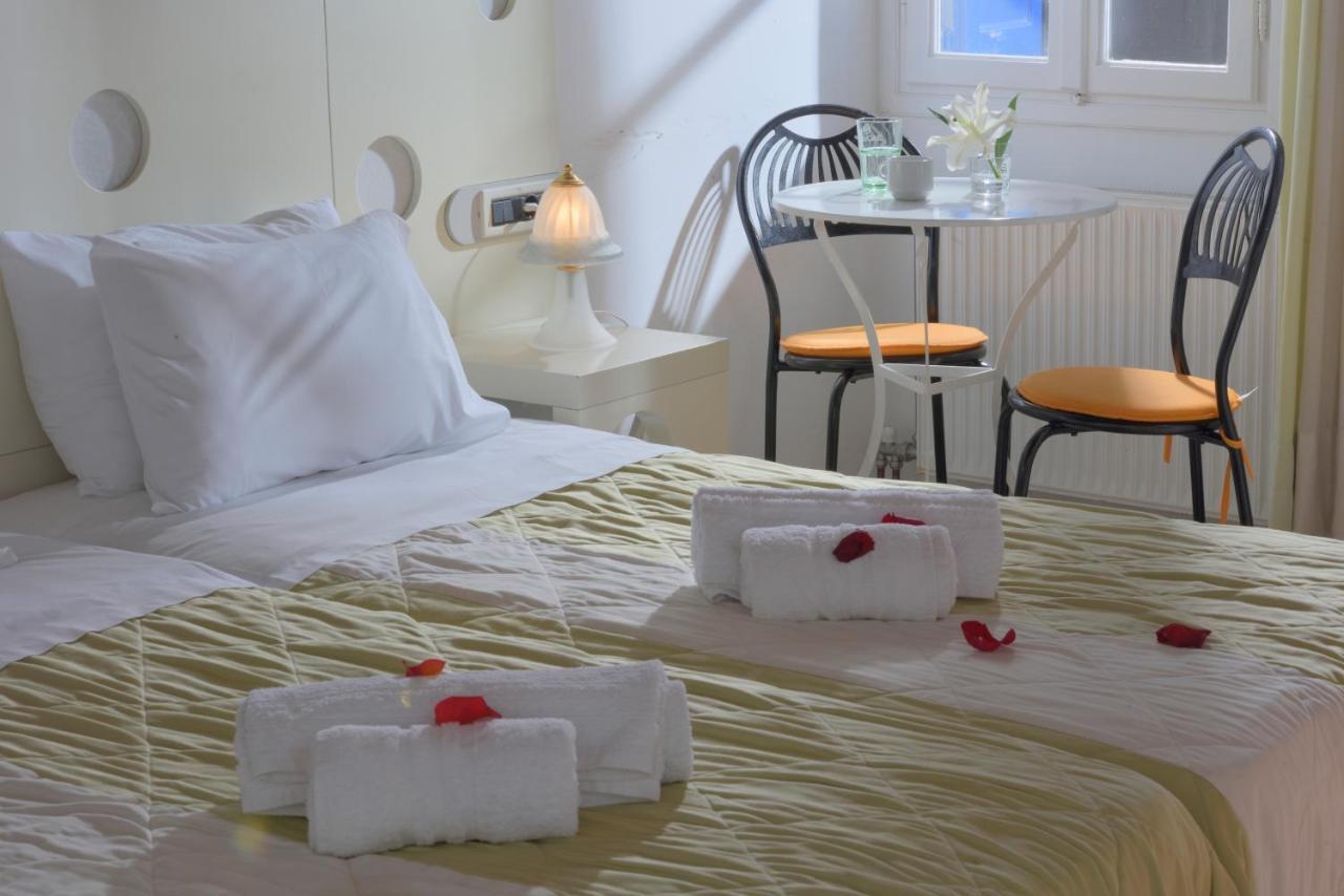 Adonis Rooms Kalo Livadi Eksteriør bilde